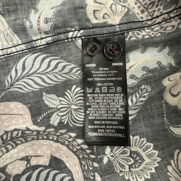 Ted Baker Men’s Shirt, Black Animal print, Size 3 - Picture 10 of 14